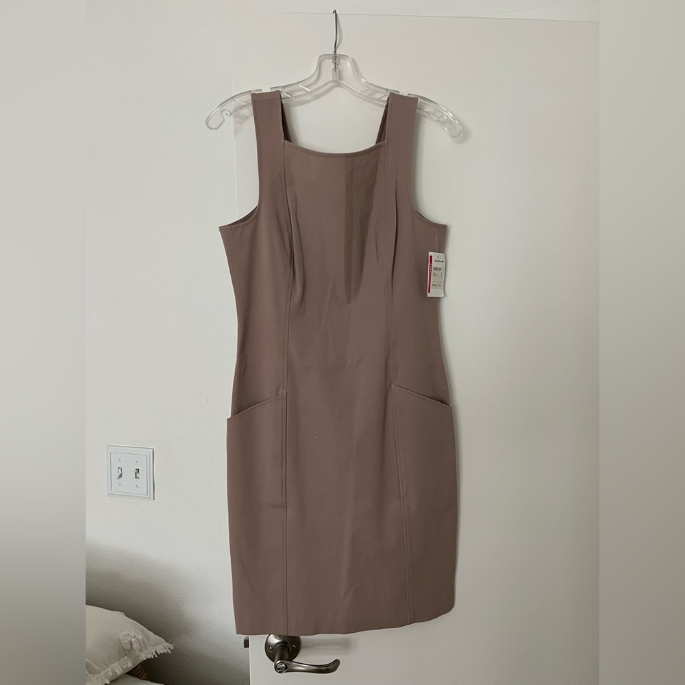 NWT Vince Mauve Dress with Pockets